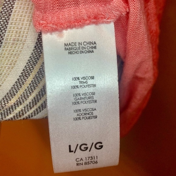 Buffalo Top Large Coral Semi-Sheer Short Sleeves Open Shoulders V-Neck Viscose - Picture 11 of 16